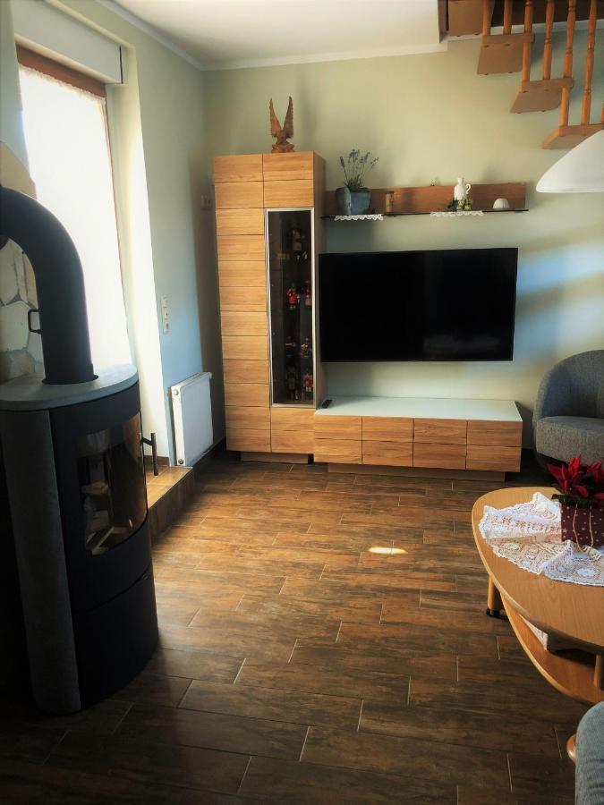 Ferienhaus Erzgebirge "An Der Trebe" Mit Kamin Und Sauna Нойхаузен Экстерьер фото