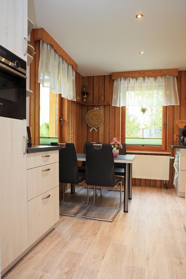 Ferienhaus Erzgebirge "An Der Trebe" Mit Kamin Und Sauna Нойхаузен Экстерьер фото